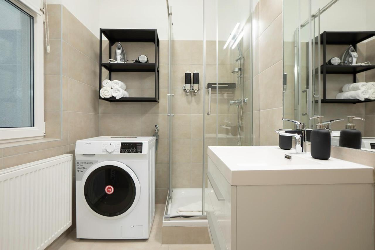 וינה Modern Apartment With A Balcony Near Belvedere מראה חיצוני תמונה